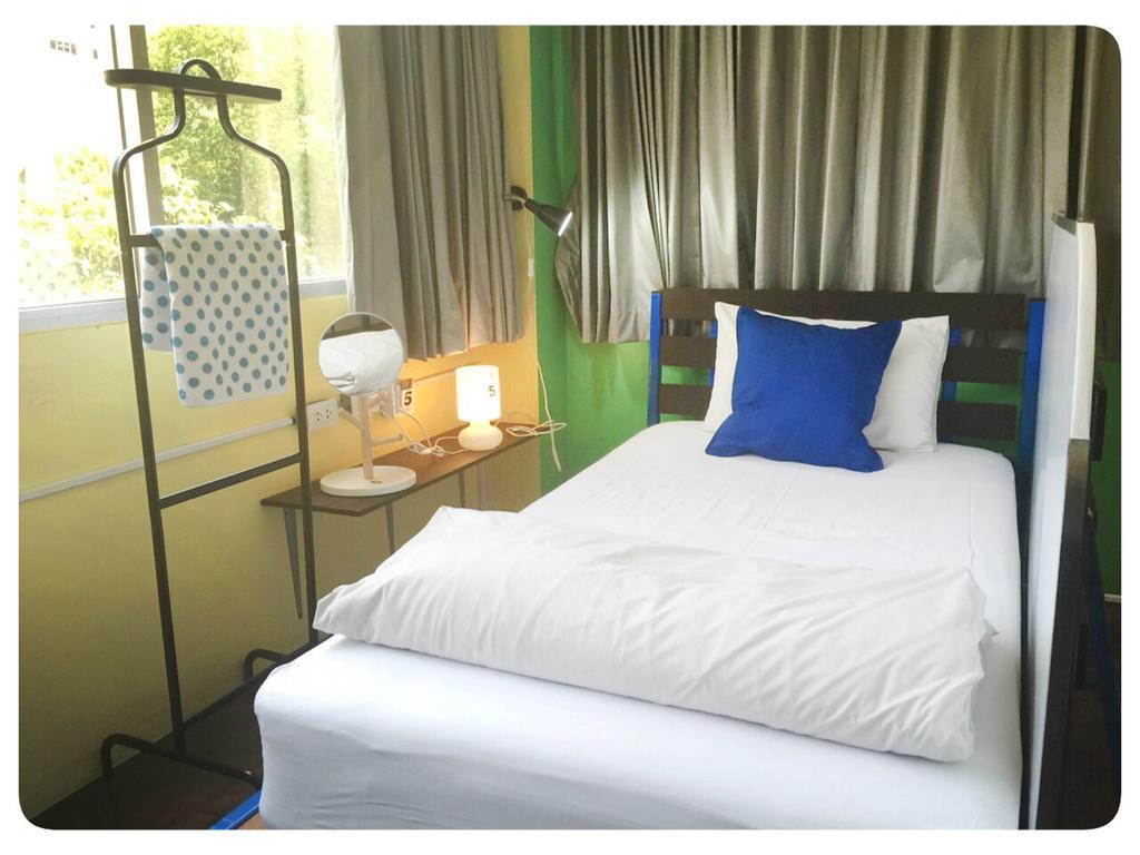 בנגקוק Saphaipae Hostel חדר תמונה